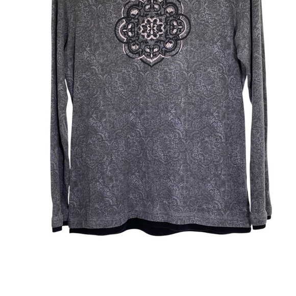 MADE FOR LIFE Women's size L Gray Graphic Long Sleeve Tee - Picture 3 of 6